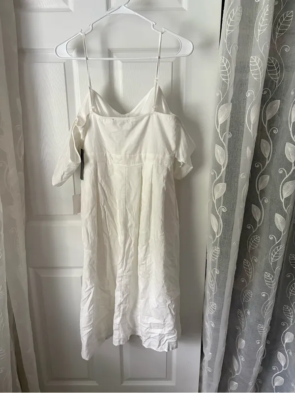 New NWT Lulus Women’s Button-Front cotton Summer cold shoulder midi dress size M - Image 9