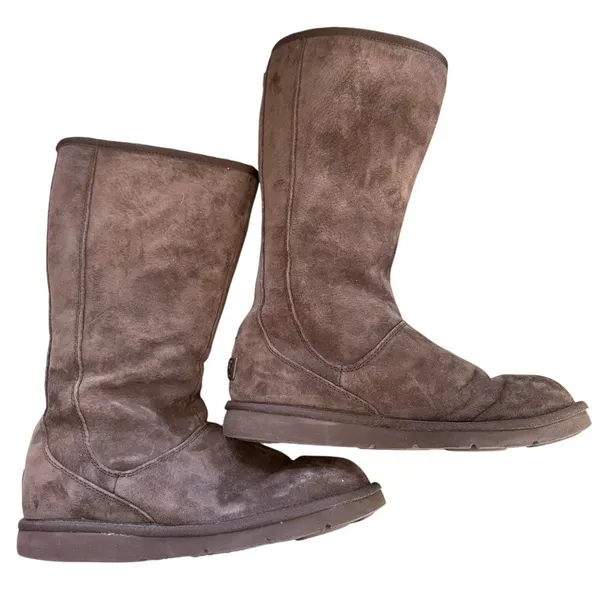 UGG Vintage Y2K Tall Knightsbridge Brown Below Knee Suede Shearling Back Zip Boots - Image 4