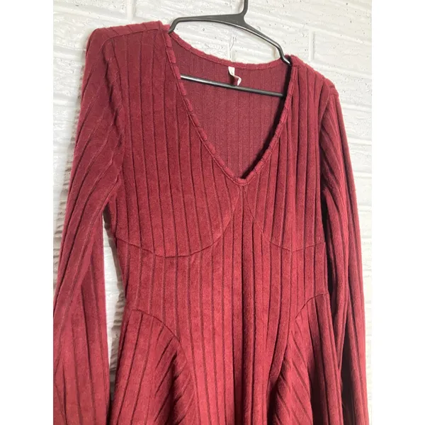 Halara Fit and Flare Dress Womens M Burgundy Red NWT Ribbed Long Sleeve‎ V-Neck - Image 2