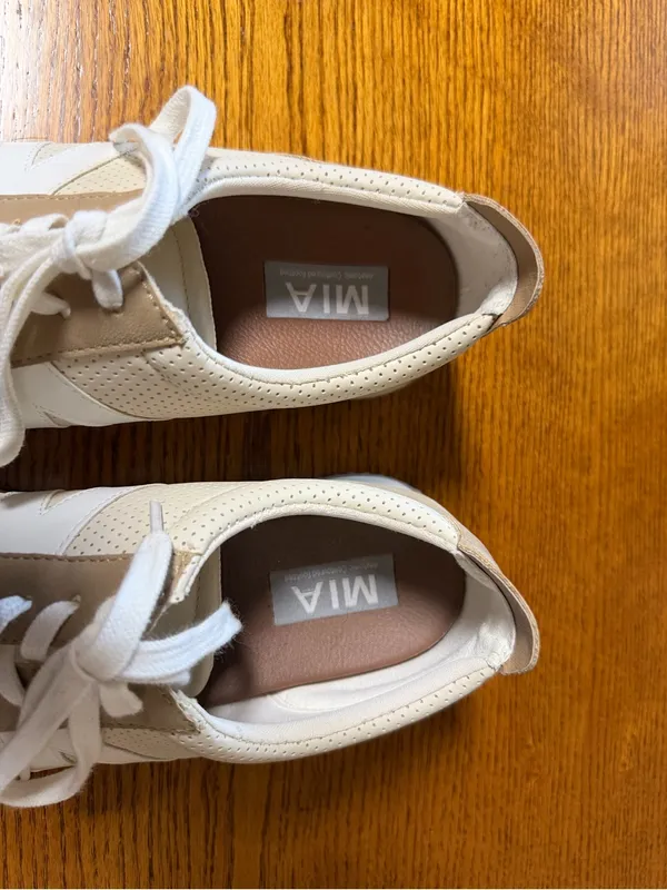 MIA Women’s Kable Sneakers - Image 6