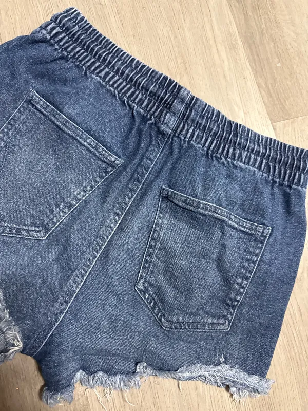 Kendall + Kylie denim jogger shorts - Image 3
