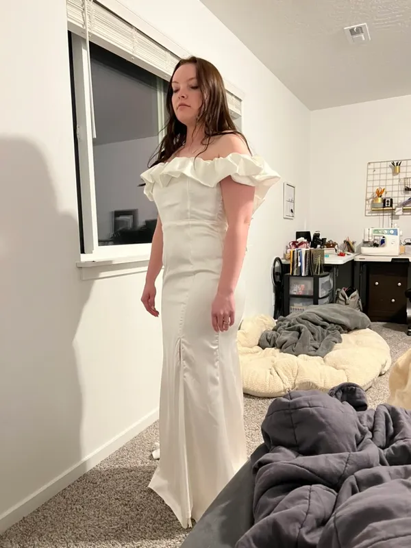 White Off-Shoulder Dress - Image 4