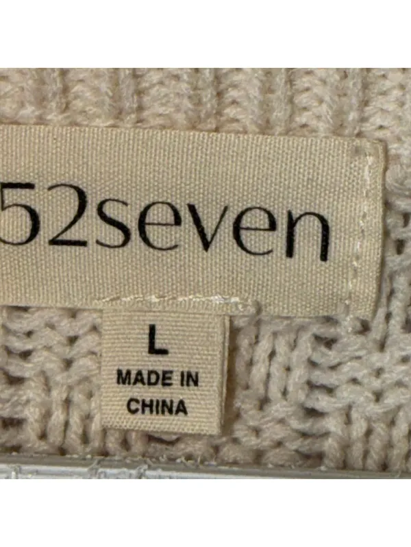 52Seven Women’s Cream Cable Knit Sweater Size Large - Image 6