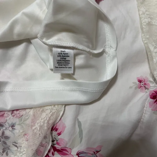 SO Long Sleeve Lace Top White - Image 7