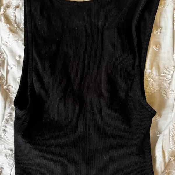 ZARA Size S Black Ribbed Ruched V-Neck Tank - Image 3