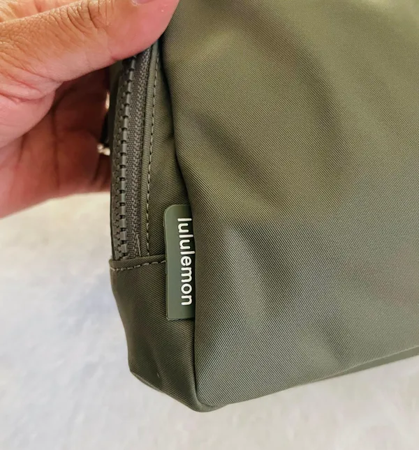 Lululemon Everywhere Belt Bag Grey Sage - Image 6