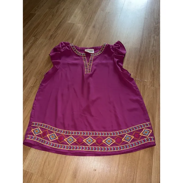 Women's Short Sleeve Top Size Large - Image 2