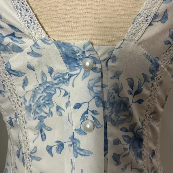 Unbranded Women's Blue and White Dress - Image 3