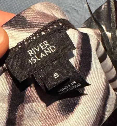 River Island midi skirt  - Image 2