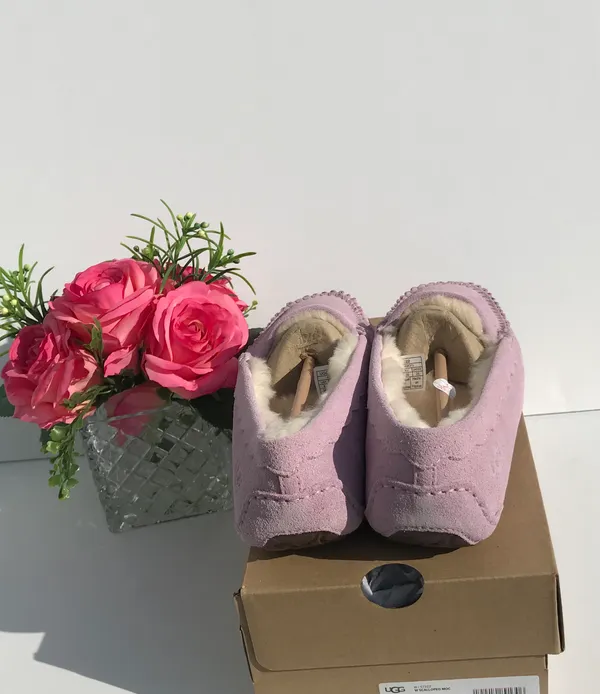 UGG Scalloped Moc - Image 6