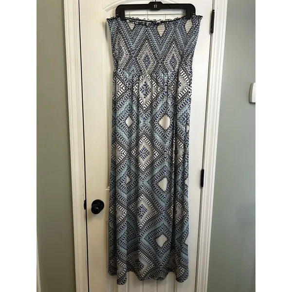Cato XL Strapless Maxi Dress Blue Black Geometric Smocked Boho Stretch - Image 2