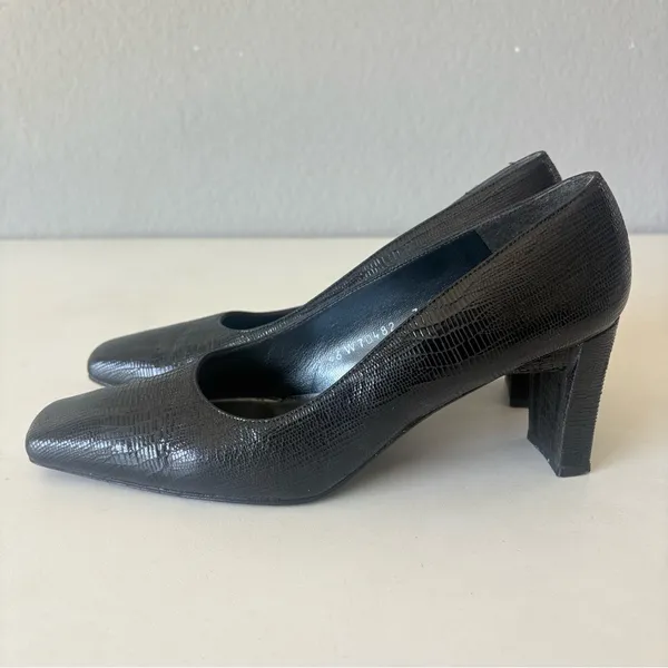 Stuart Weitzman Black Leather Pumps Mid Heels Square Toe Women's Size 7 B - Image 4