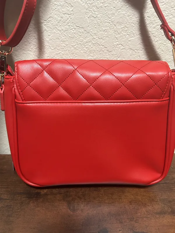 Mode red quilted shoulder bag - Image 3