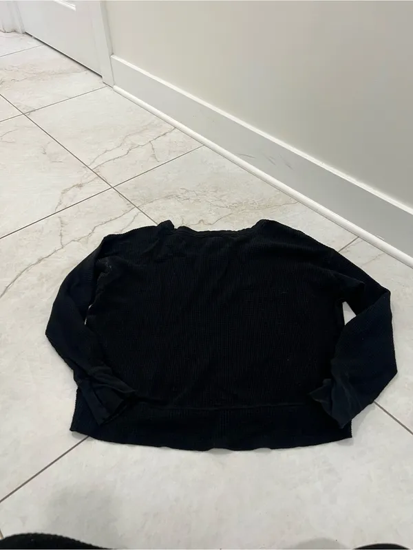 Offline by Aerie Black Waffle Long Sleeve Crewneck Size XS - Image 3