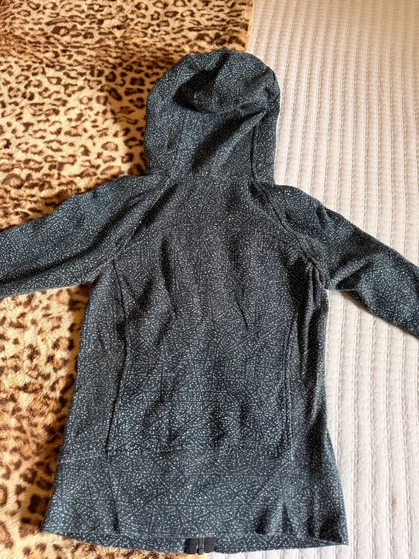 Lululemon Define Jacket Hooded - Image 2
