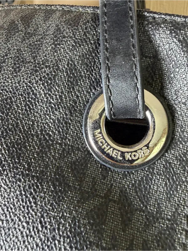 Michael Kors Jet Set EW Signature Tote Bag Black & Grey MK Logo Shoulder Purse - Image 11