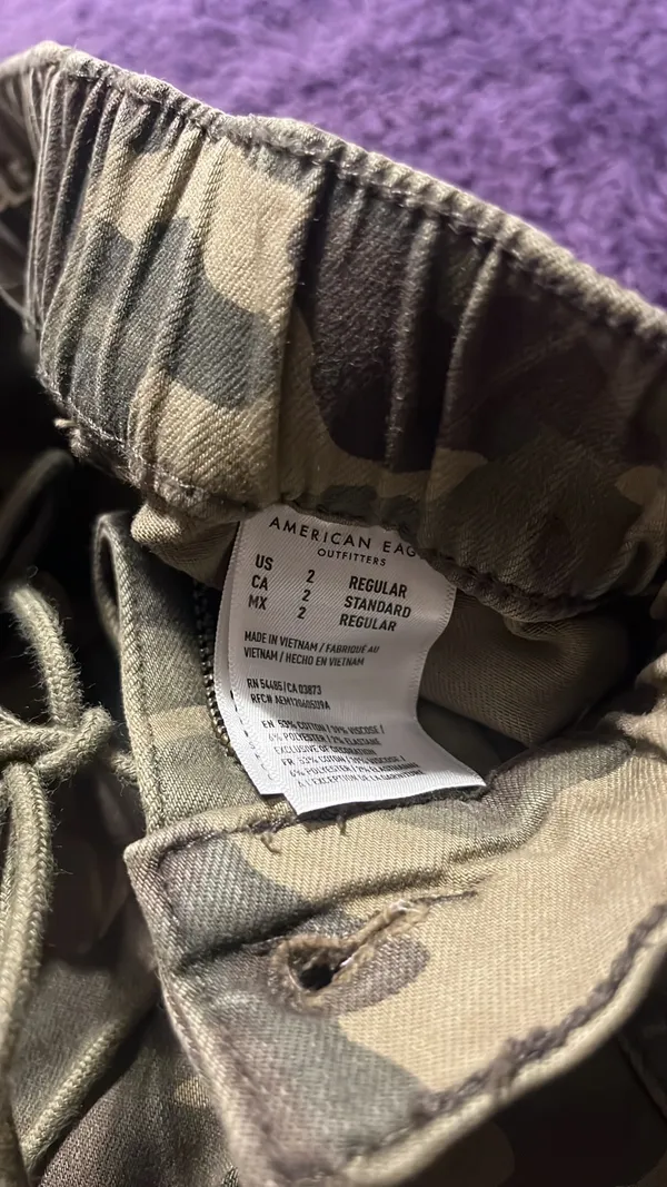 American Eagle Camo Jogger - Image 6