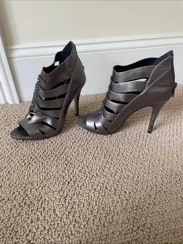 White House | Black Market Women's Metallic Gray Strappy Peep-Toe High Heels - Image 3