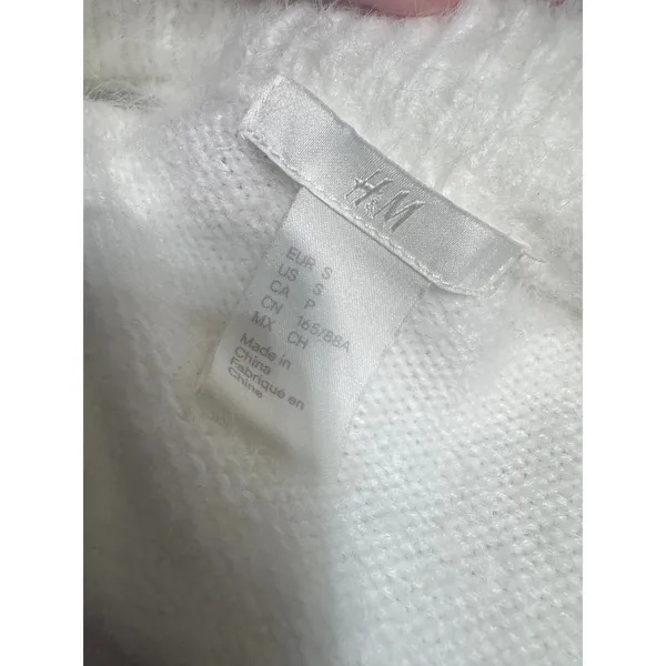 HM White Eyelash Fluffy Knit Sweater Womens Small Fuzzy Crew Neck Pullover - Image 4
