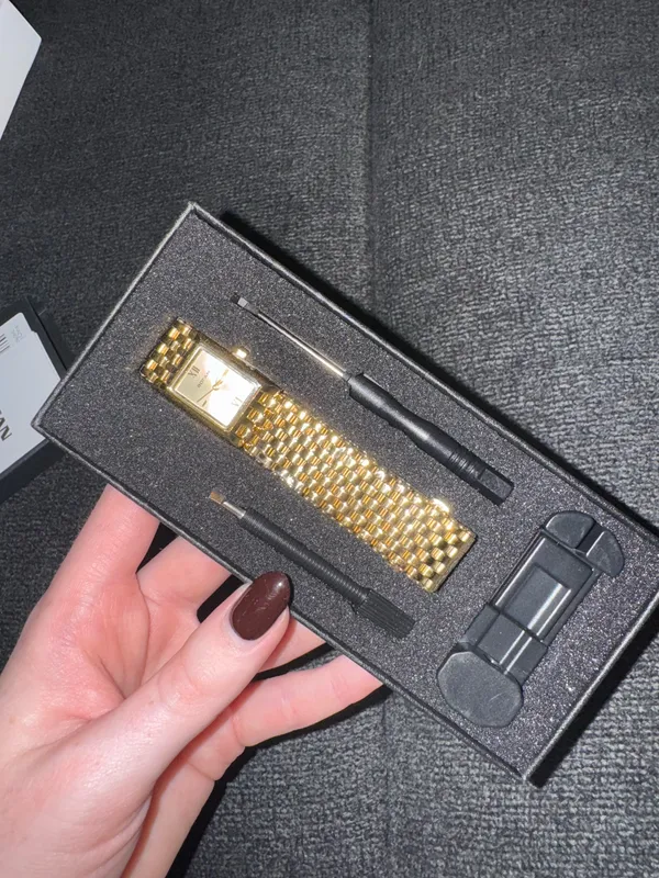 Amazon Gold Watch - Image 3