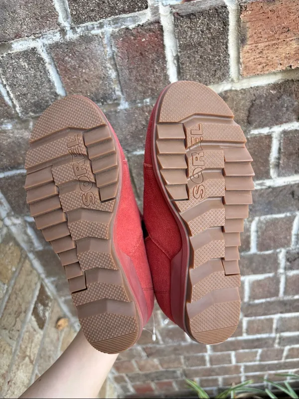 SOREL evie pull on suede bootie orange Waterproof size 5.5 - Image 5