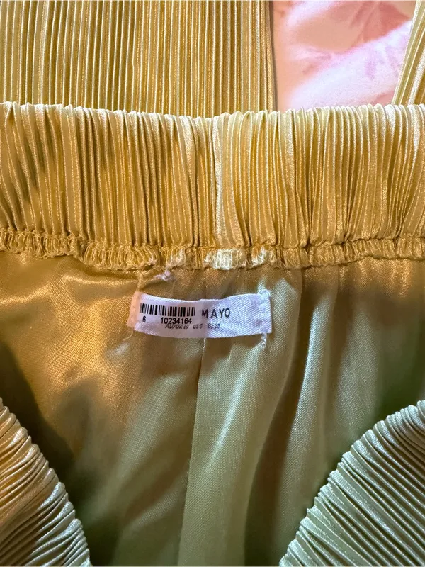 Pepper Mayo Pleated Wide-Leg Pants in Light Green - Image 4