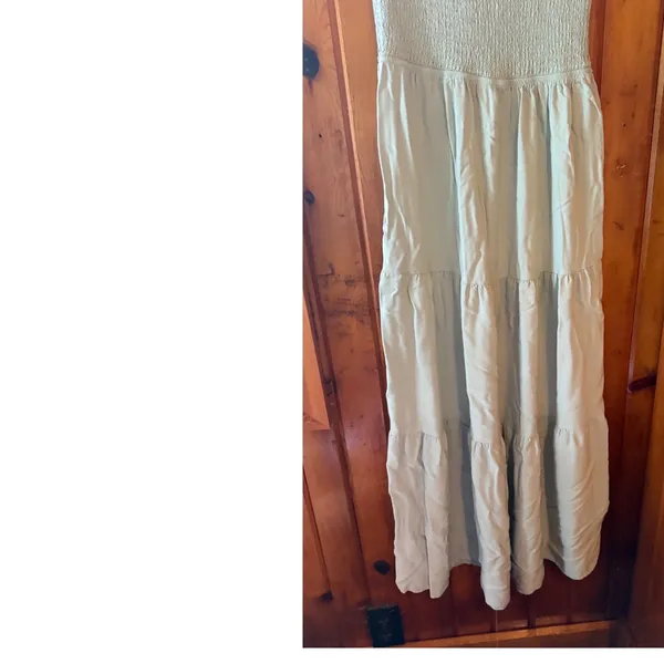 KYL Light Green Smocked Tiered Maxi Dress Flutter Sleeve‎ size Medium - Image 3