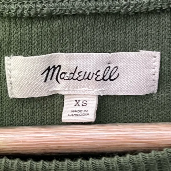 Madewell Womens Jacquard Elwood Knot Front Ribbed Top In Green - Image 9