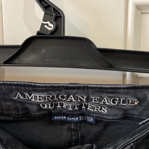 American eagle black hi-rise jeans size 0 - Image 2