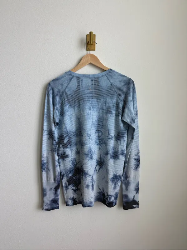 Lululemon Swiftly Tech Long Sleeve Tie Dye Thumbhole Top Blue Women's 10 - Image 4