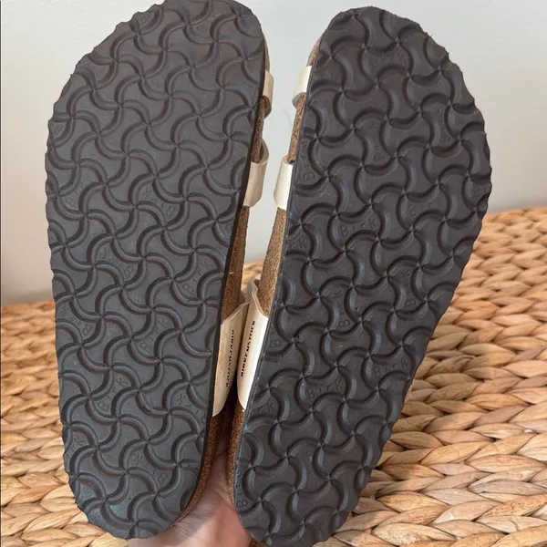 Birkenstock Cream Double Strap Sandals - Image 4