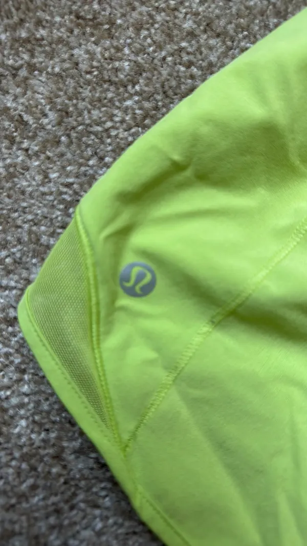 Hotty Hot Lululemon 4" - Image 4
