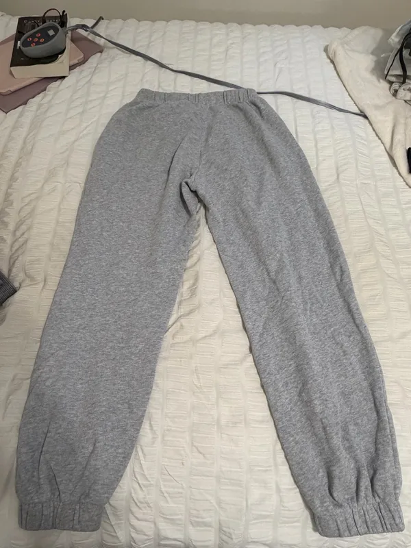 Brandy Melville Sweatpants Grey - Image 2