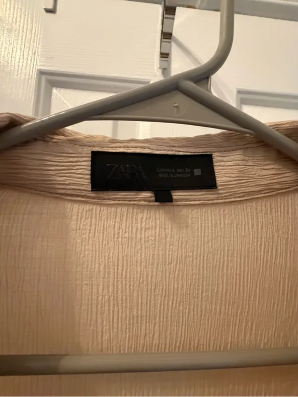 Zara Light Beige Button-Down Relaxed Blouse - Image 3