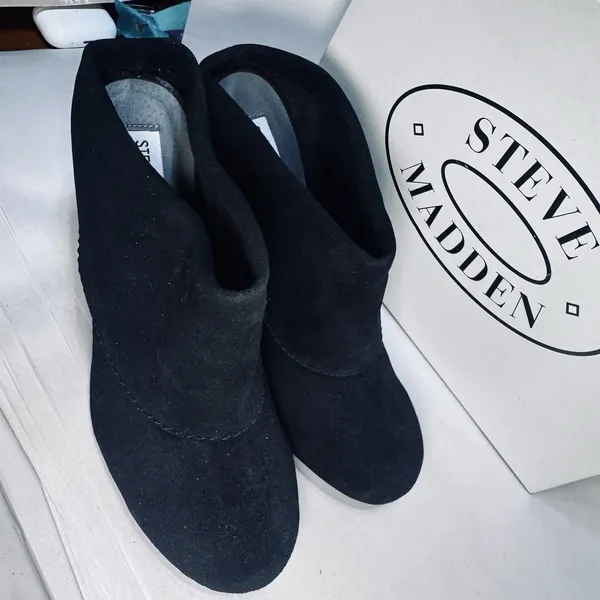 Steve Madden Women's Black Suede Boots Block Heel Booties 9M P-Jan Fold over - Image 2