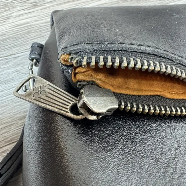 Patricia Nash Valerie Leather Foldover Wristlet Clutch Black Minimalist FLAW - Image 8