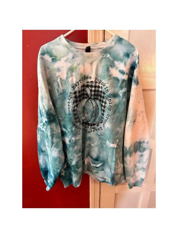 Pumpkin Spice Tie Dye Sweatshirt XL – Fall Boutique Crewneck - Image 4