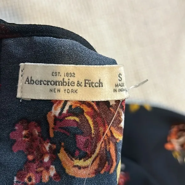 Abercrombie & Fitch Black Floral Bell Sleeve Mini Dress Rose‎ Print Side Zip - Image 6