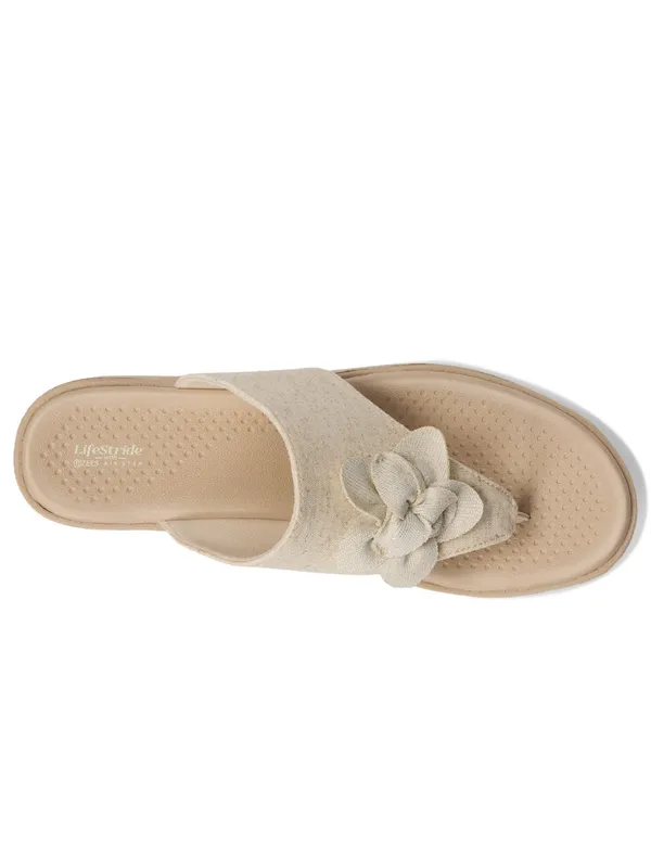 NEW LifeStride Bloom Wedge lightweight wedge Flip flop thong Sandal beige 8 wide - Image 2