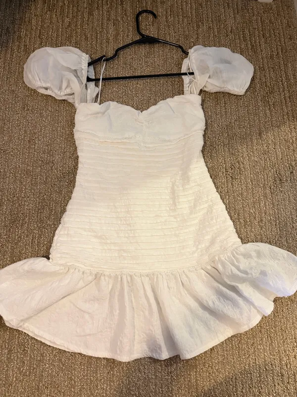 Hello Molly White Puff-Sleeve Sweetheart Mini Dress - Image 2