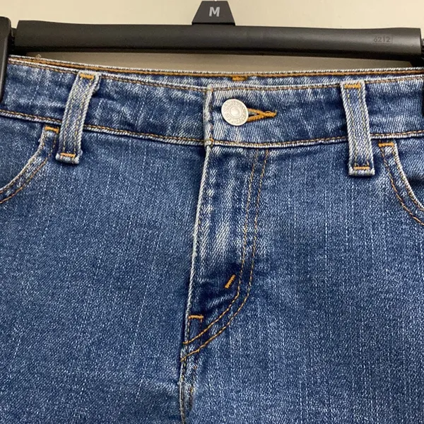 Levi’s womens blue jeans Size 7 JR - Image 3