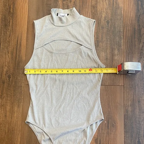 ❤️Cider Gray Sleeveless Bodysuit - Image 4