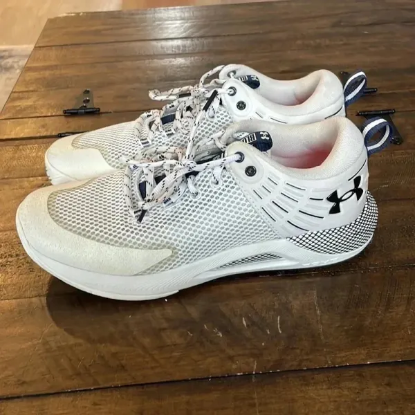 Under Armour Women's HOVR Block City Volleyball Shoes size‎ 10.5 - Image 3