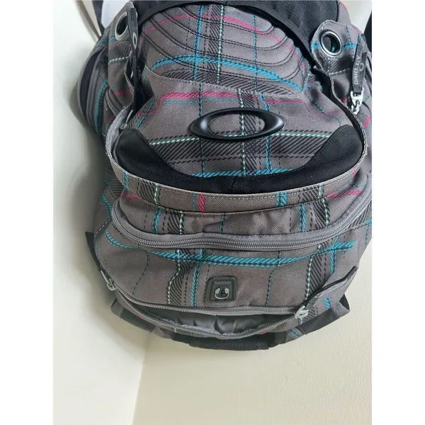 Oakley Backpack Tech Outdoor Miyuki Arihara oa704 - Image 3