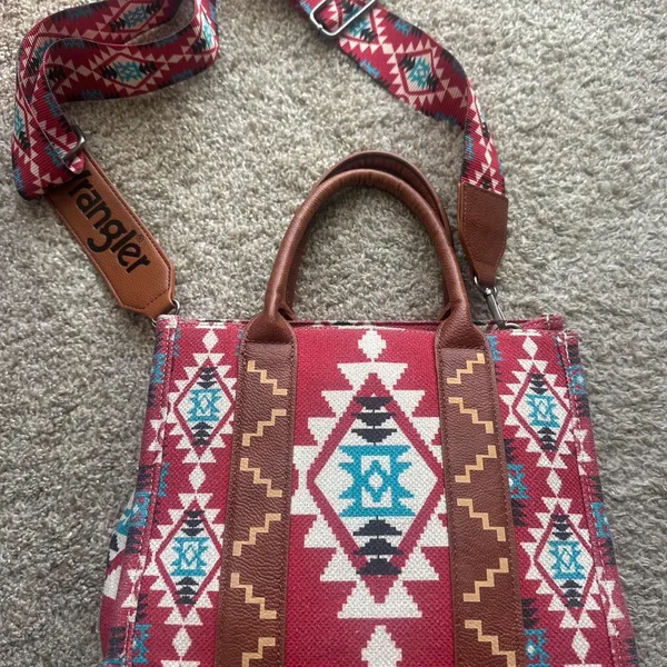 Wrangler Aztec Purse - Image 3