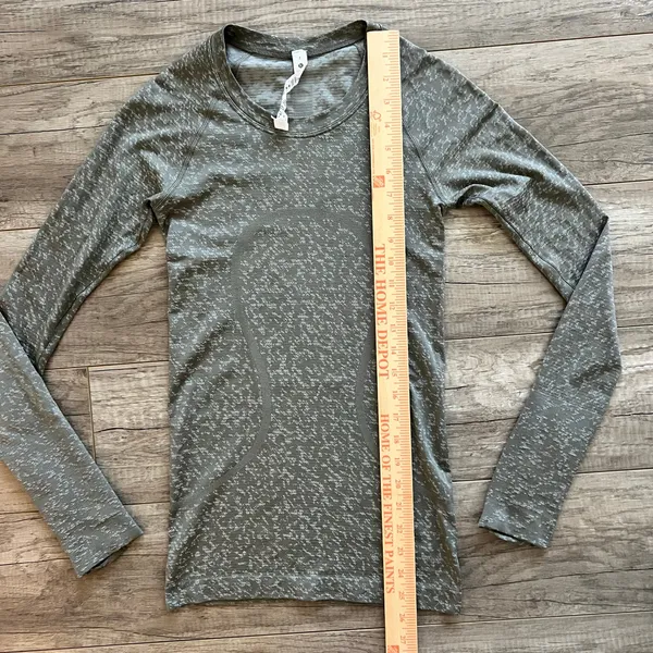 Lululemon Swiftly Tech Long Sleeve Shirt 2.0 Distorted Static Rover / White Opal - Image 5