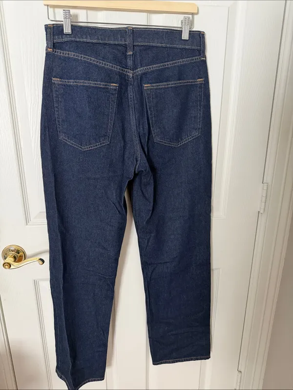 Gap 90s loose high-rise Jean straight leg size 26/6 - Image 2