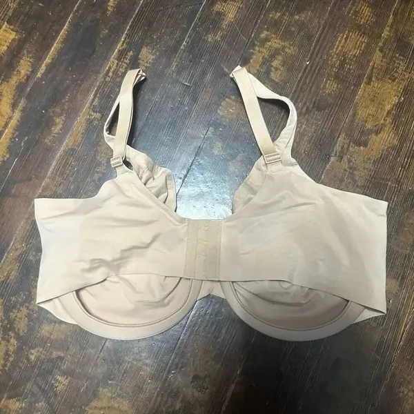 Skims nude lightly lined 44DDDD full coverage bra - Image 2