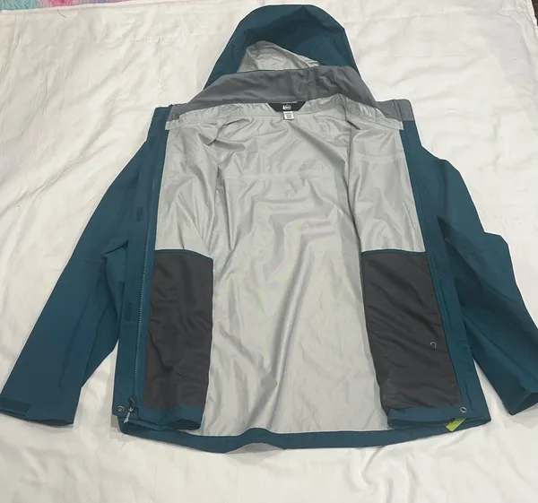Rei Co-op Rain Jacket - Image 3