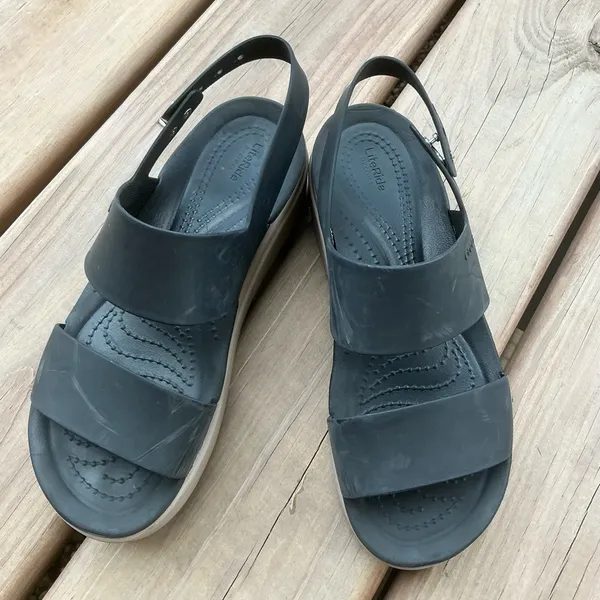 CROCS  sandals SUPER CUTE☺️ - Image 2